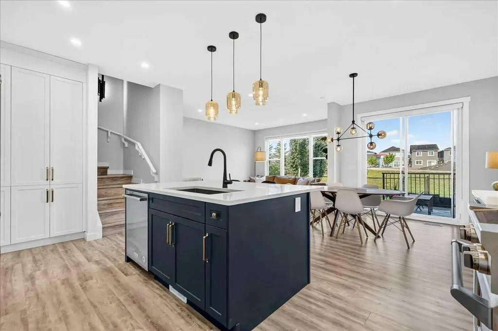 188 Belmont Terrace SW Calgary AB T2X 4H2