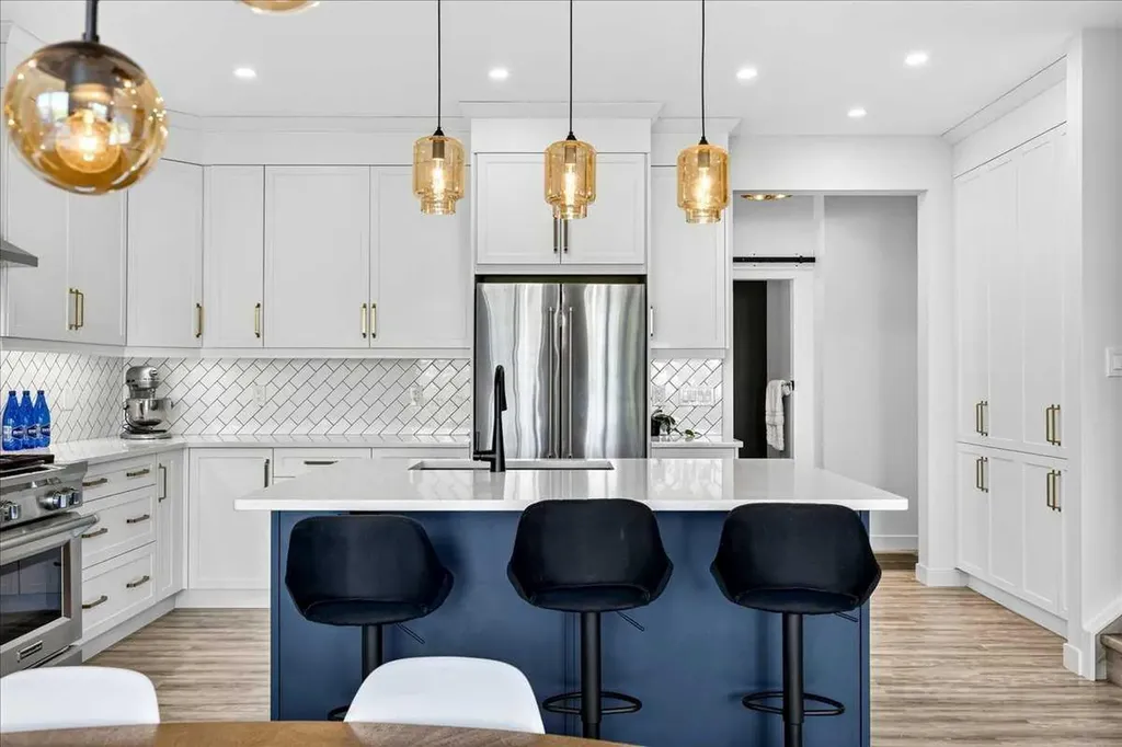 188 Belmont Terrace SW Calgary AB T2X 4H2