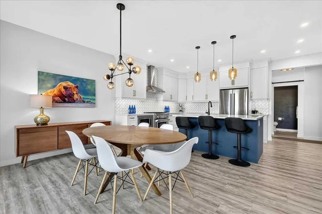 188 Belmont Terrace SW Calgary AB T2X 4H2
