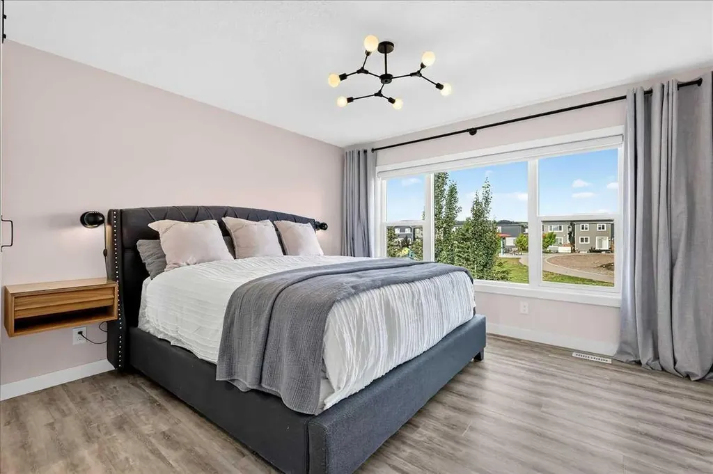 188 Belmont Terrace SW Calgary AB T2X 4H2