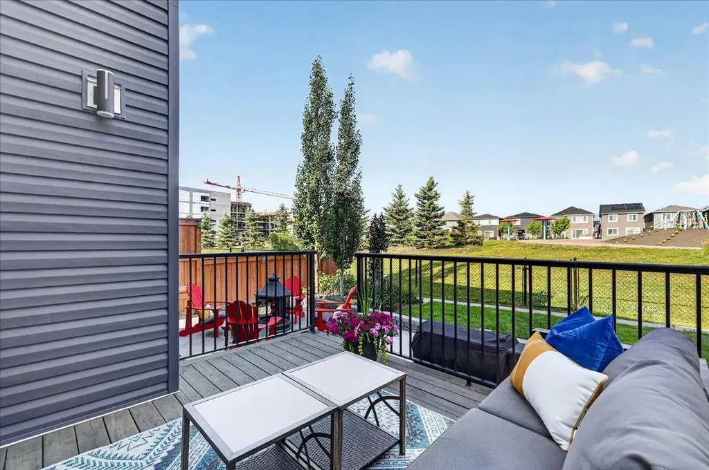 188 Belmont Terrace SW Calgary AB T2X 4H2