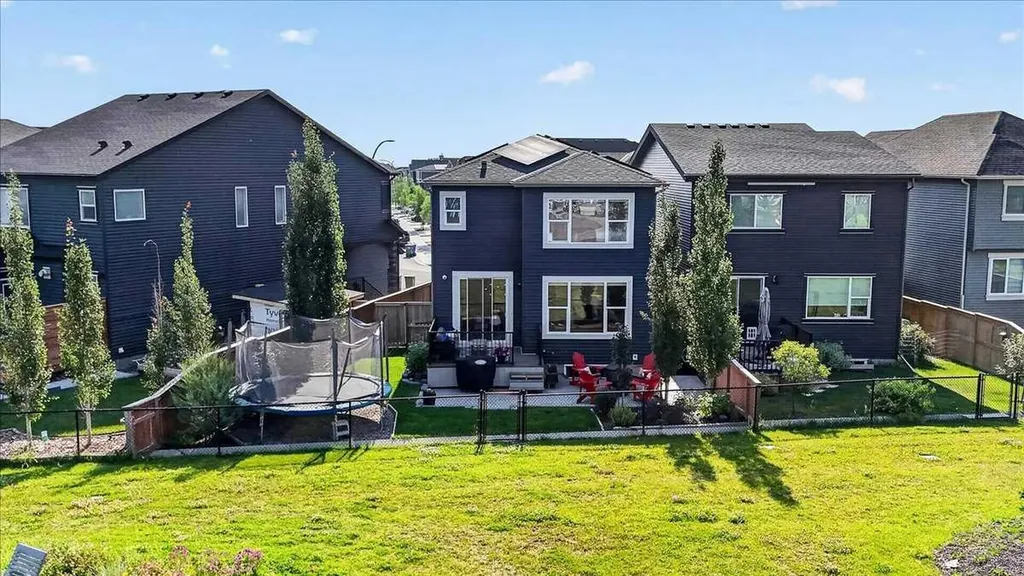 188 Belmont Terrace SW Calgary AB T2X 4H2