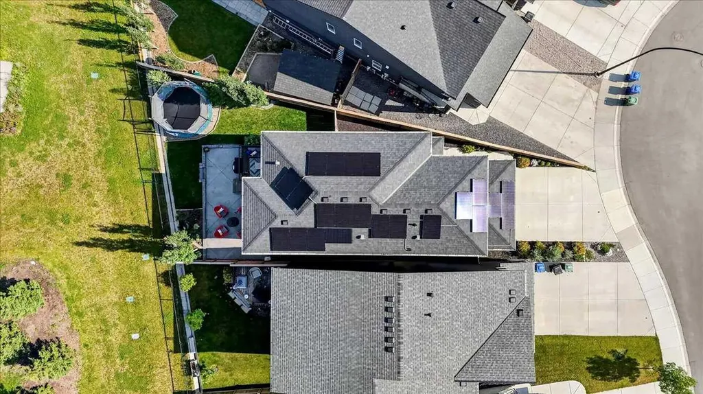 188 Belmont Terrace SW Calgary AB T2X 4H2
