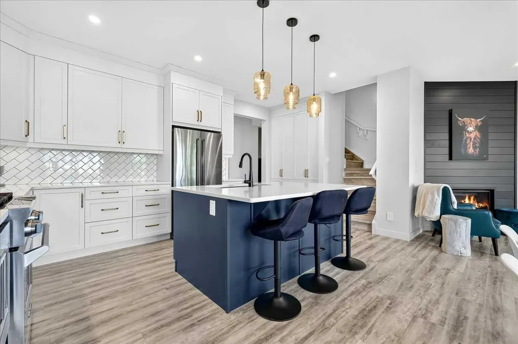 188 Belmont Terrace SW Calgary AB T2X 4H2