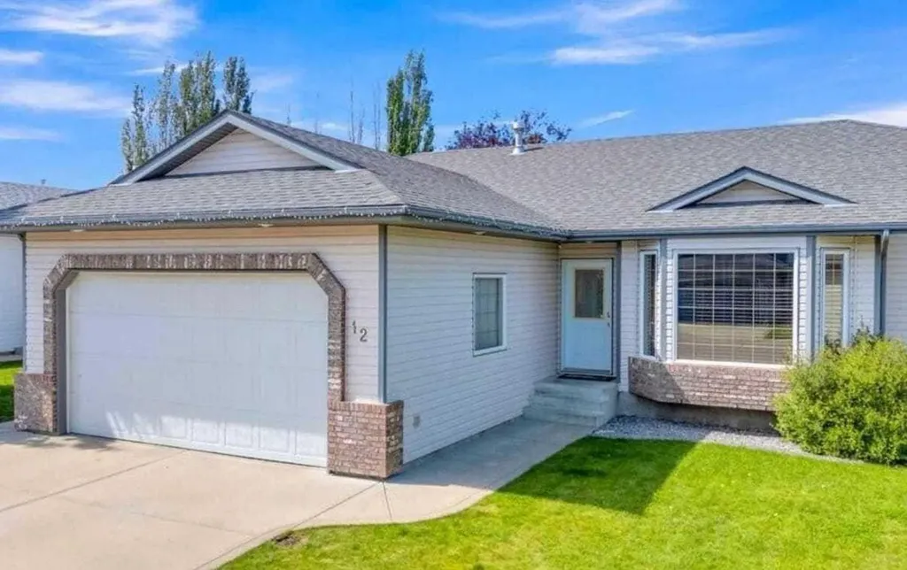 12 Archibald Crescent Red Deer AB T4R 2X3