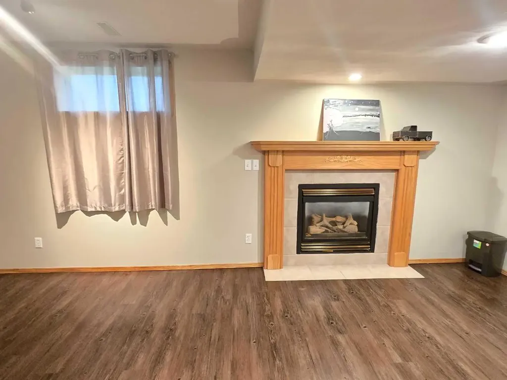 12 Archibald Crescent Red Deer AB T4R 2X3