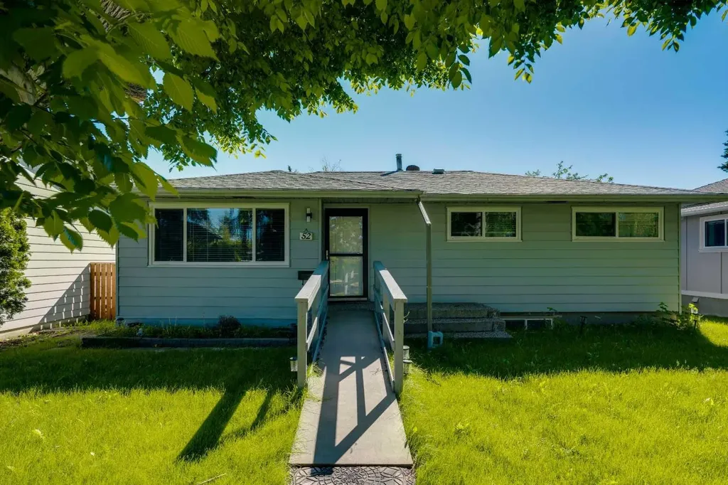 52 Fay Road SE Calgary AB T2H 1H4