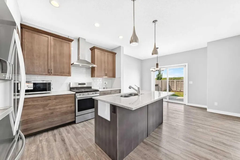 176 Savanna Lane NE Calgary AB T3J0X4