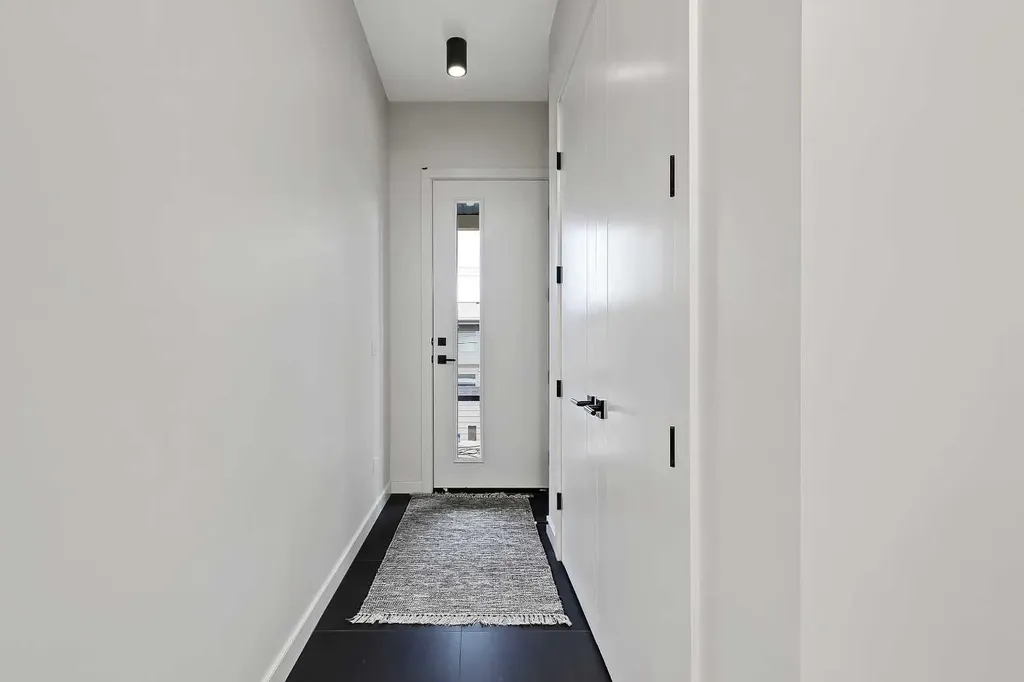 4320 Centre A Street NE Calgary AB T2E 3B1