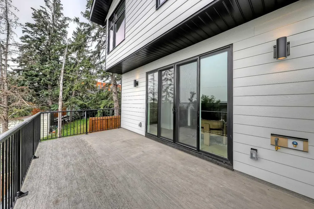 4320 Centre A Street NE Calgary AB T2E 3B1