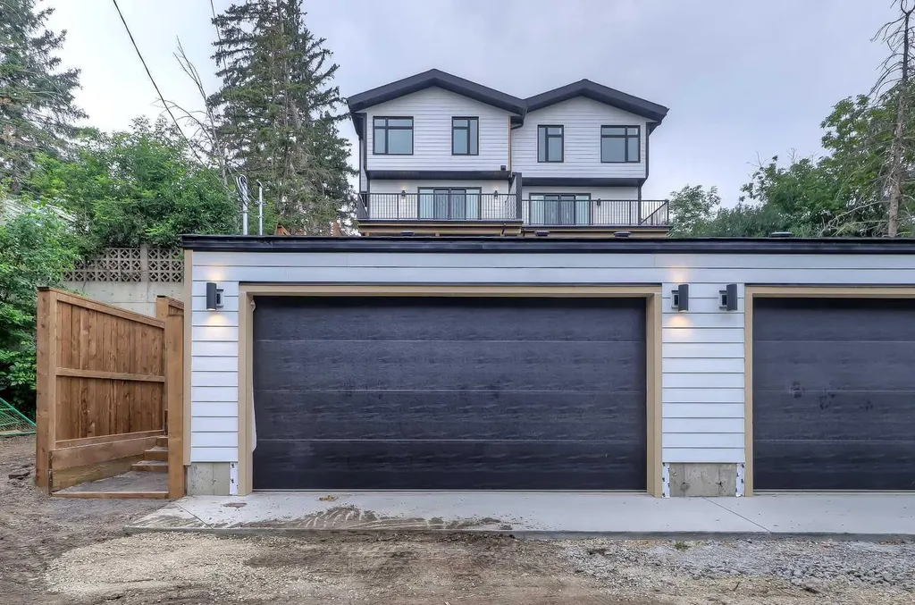 4320 Centre A Street NE Calgary AB T2E 3B1