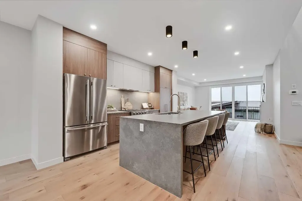 4320 Centre A Street NE Calgary AB T2E 3B1