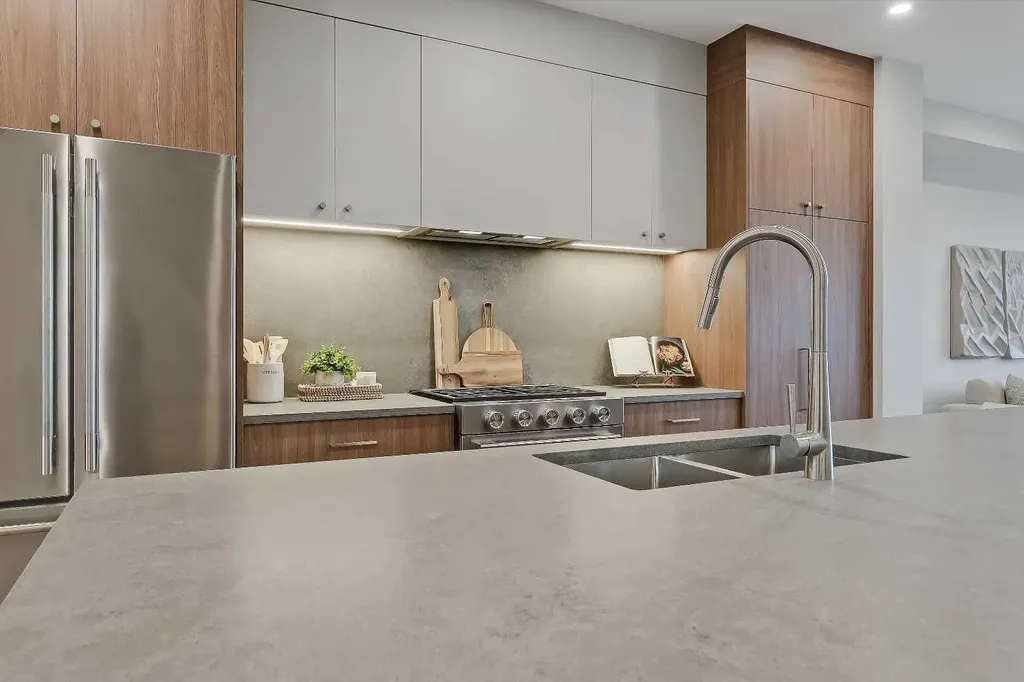 4320 Centre A Street NE Calgary AB T2E 3B1