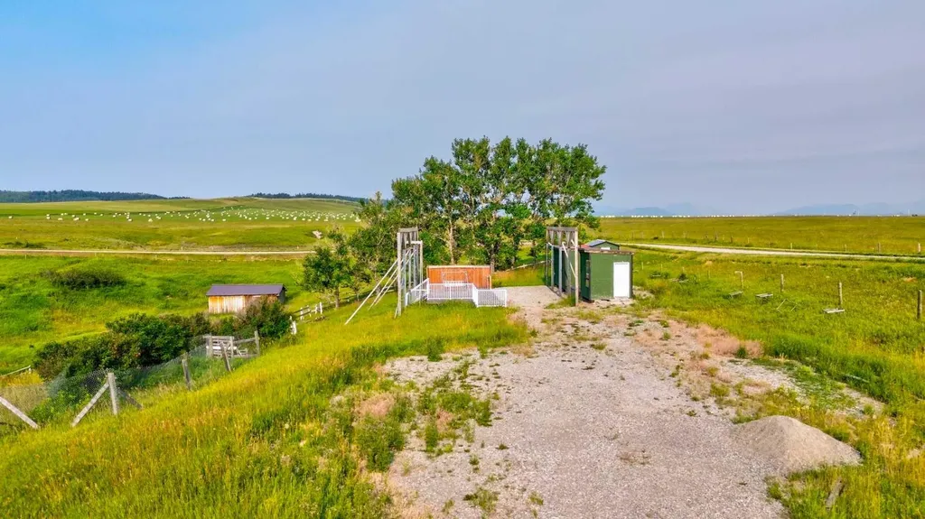 6206 Range Road 1-1 Rural Pincher Creek No. 9 M.d. Of AB T0K 1W0