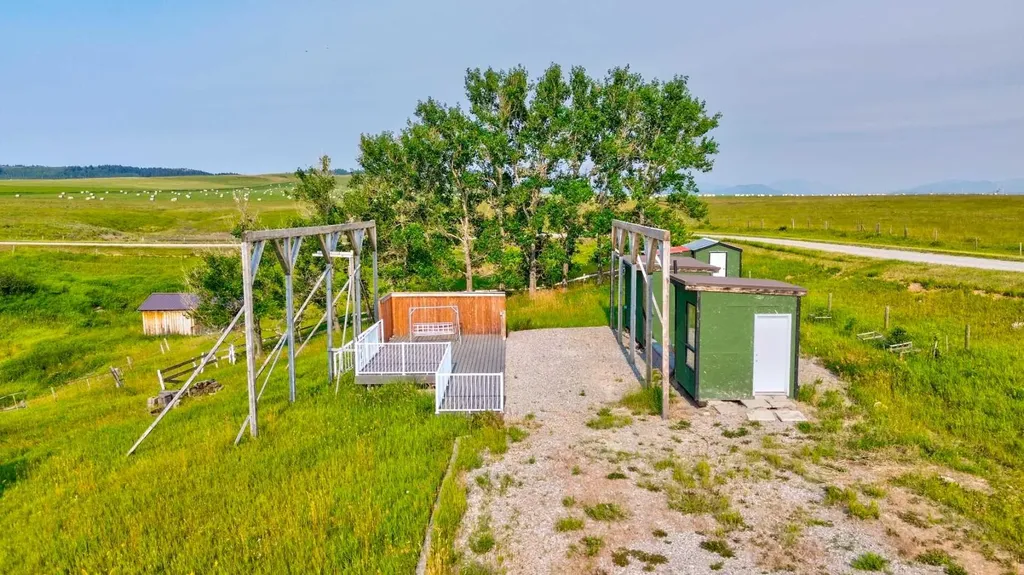 6206 Range Road 1-1 Rural Pincher Creek No. 9 M.d. Of AB T0K 1W0