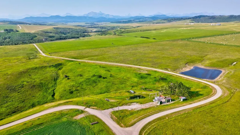 6206 Range Road 1-1 Rural Pincher Creek No. 9 M.d. Of AB T0K 1W0