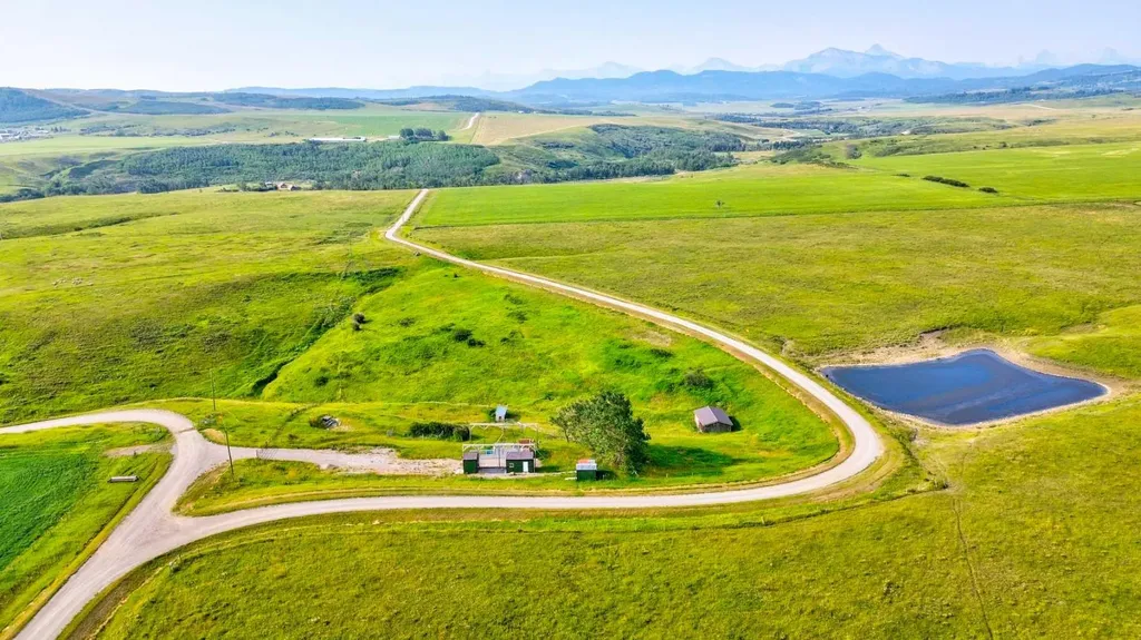 6206 Range Road 1-1 Rural Pincher Creek No. 9 M.d. Of AB T0K 1W0