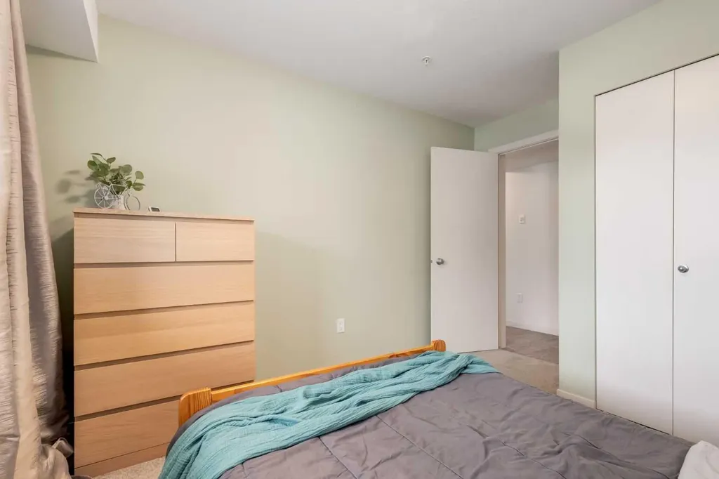 181 Skyview Ranch Manor NE Calgary AB T2N 0V2