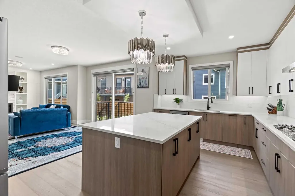 34 South Shore Bay Chestermere AB T1X 2S1