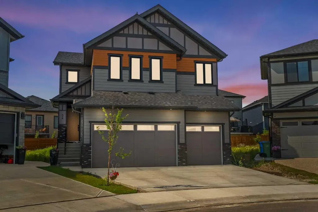34 South Shore Bay Chestermere AB T1X 2S1