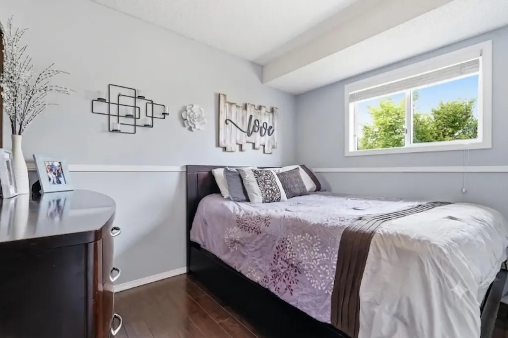 149 Riverglen Close SE Calgary AB T2C3W3