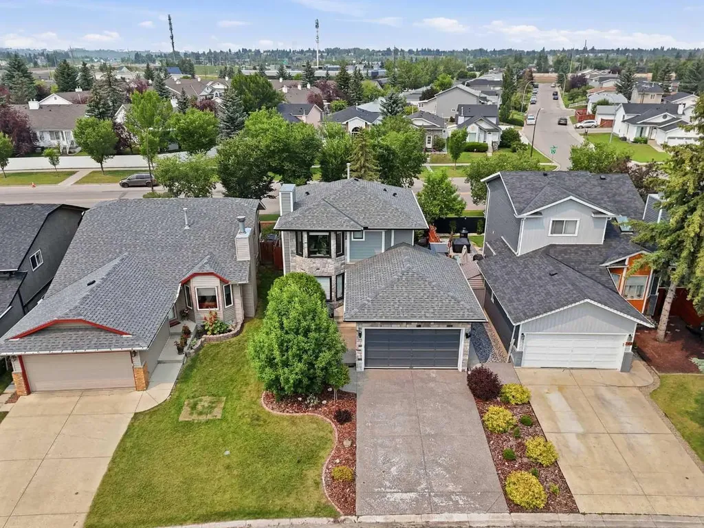 149 Riverglen Close SE Calgary AB T2C3W3