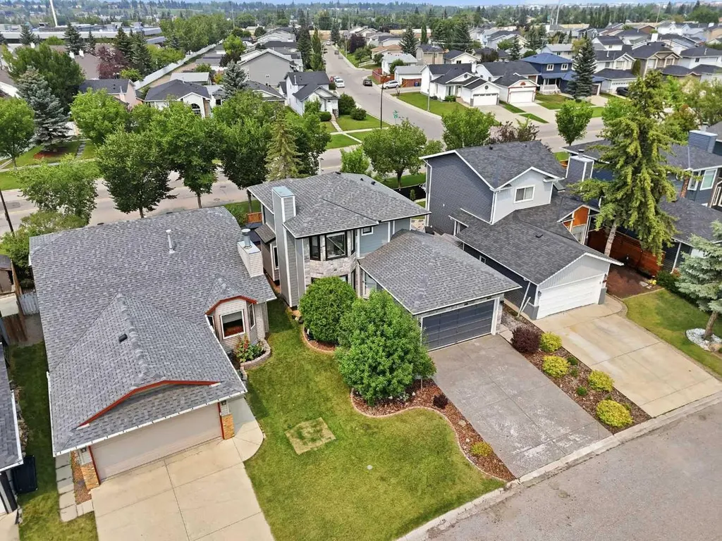149 Riverglen Close SE Calgary AB T2C3W3