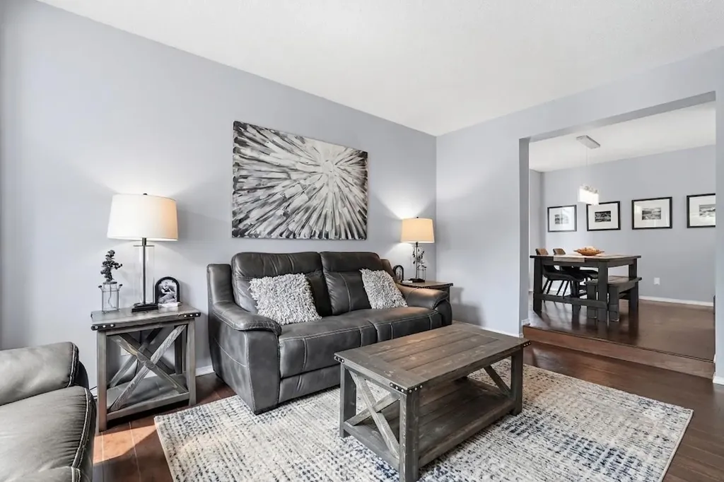 149 Riverglen Close SE Calgary AB T2C3W3