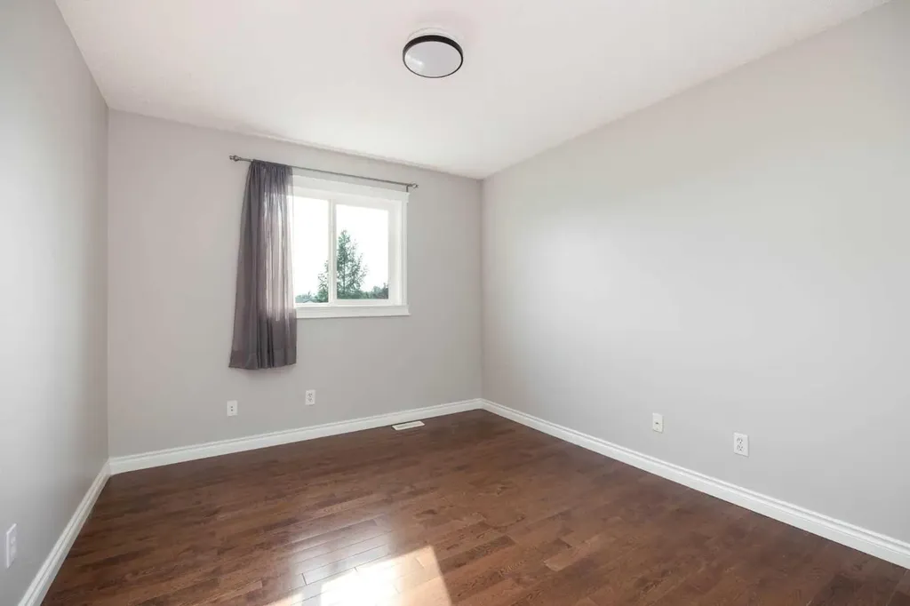 136 Kodiak Crescent Fort Mcmurray AB T9K 2L9