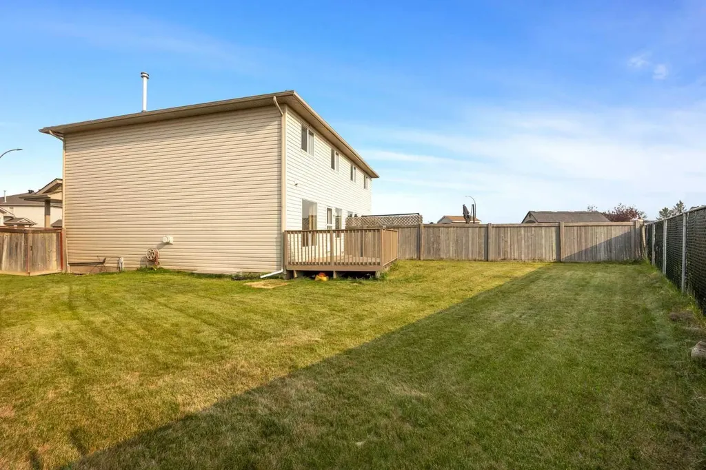 136 Kodiak Crescent Fort Mcmurray AB T9K 2L9