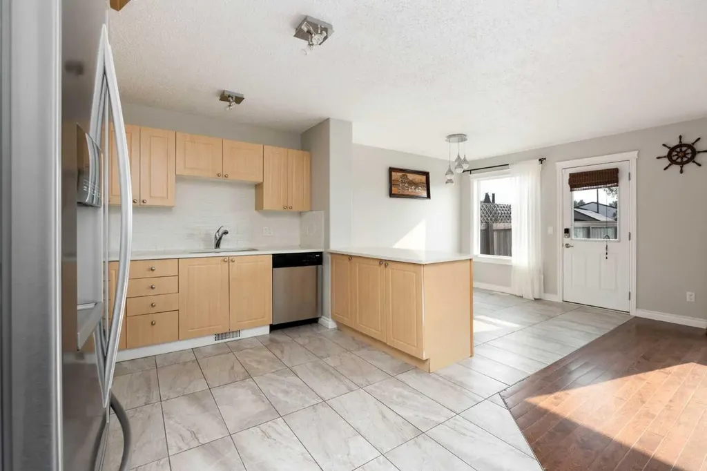 136 Kodiak Crescent Fort Mcmurray AB T9K 2L9