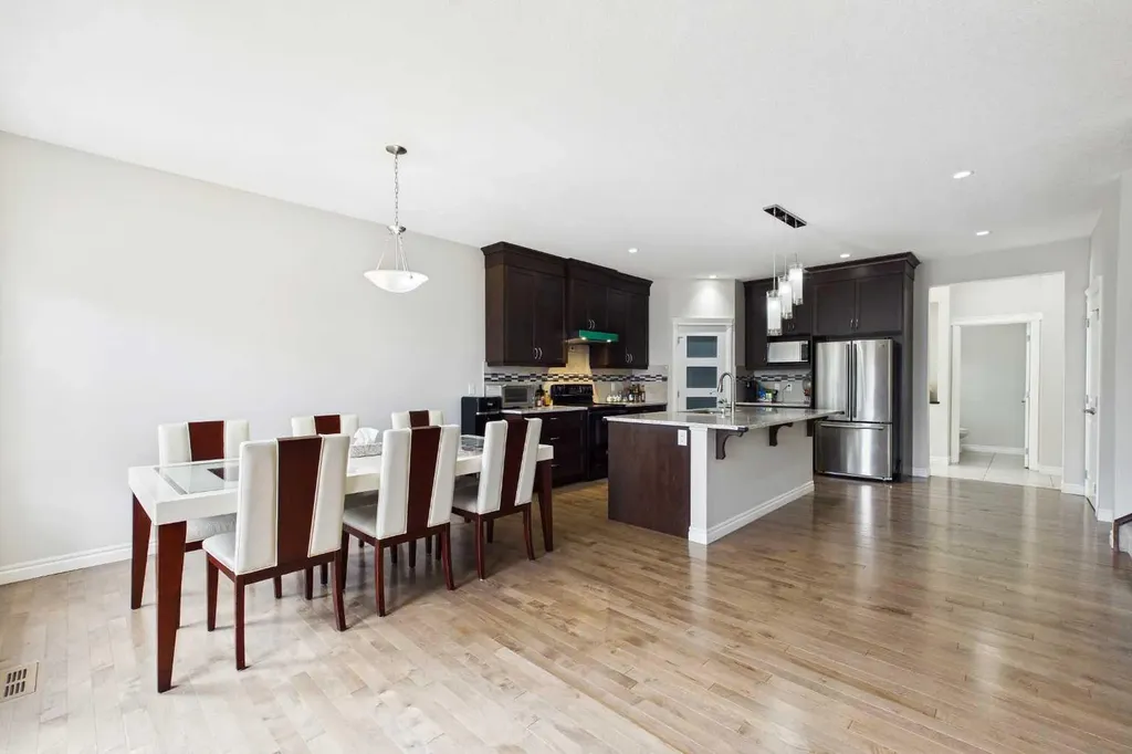 66 Nolanhurst Way NW Calgary AB T3R 0Z1