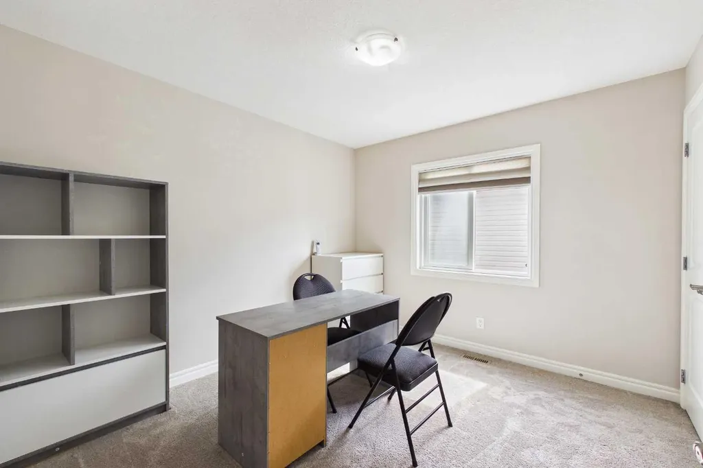 66 Nolanhurst Way NW Calgary AB T3R 0Z1
