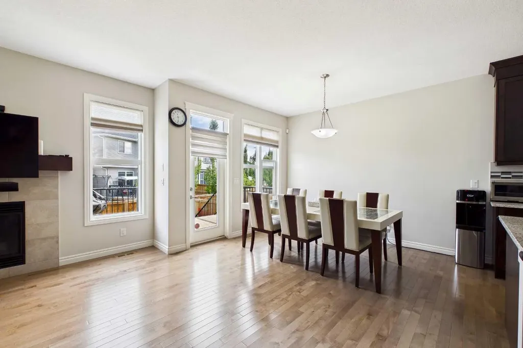 66 Nolanhurst Way NW Calgary AB T3R 0Z1