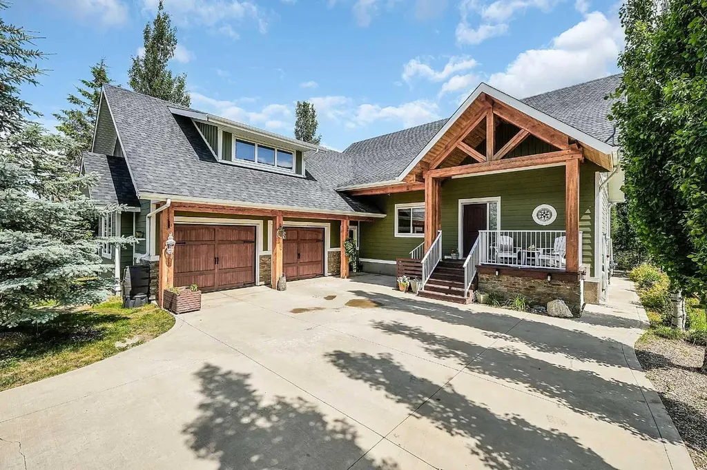 471 Summer Crescent Rural Ponoka County AB T4L 2N3