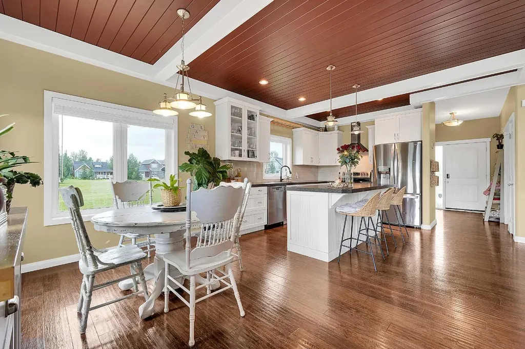 471 Summer Crescent Rural Ponoka County AB T4L 2N3