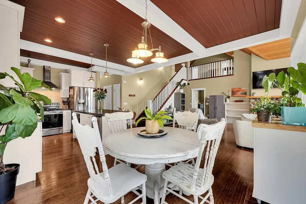 471 Summer Crescent Rural Ponoka County AB T4L 2N3