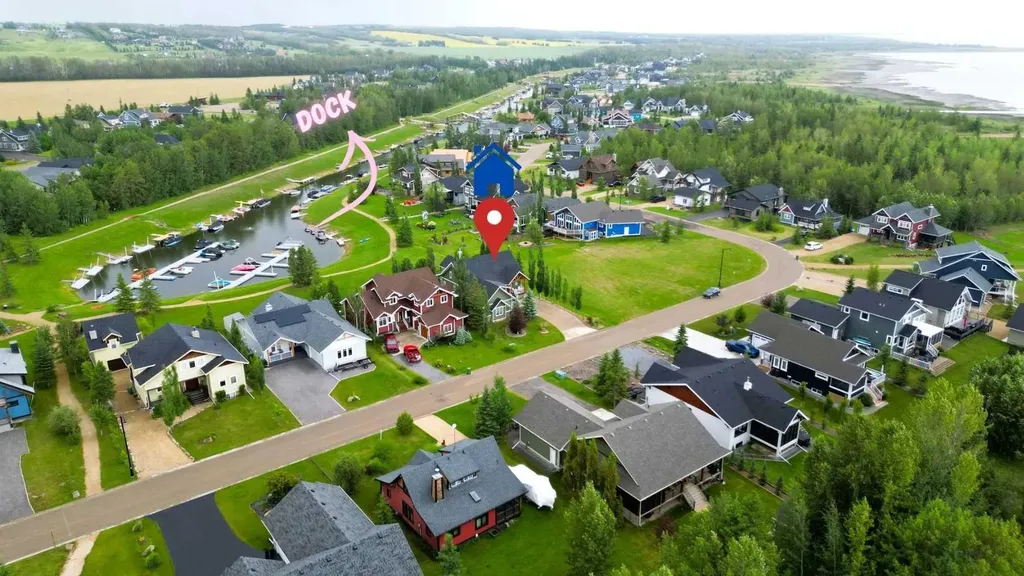 471 Summer Crescent Rural Ponoka County AB T4L 2N3