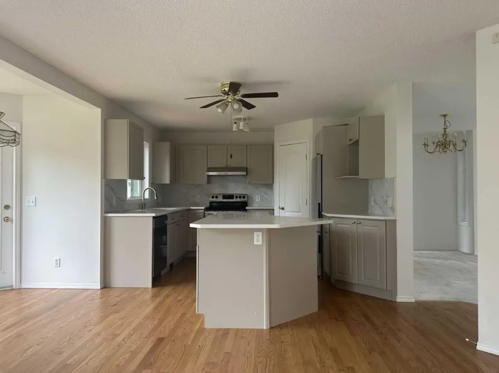 151 Citadel Green NW Calgary AB T3G 4G5