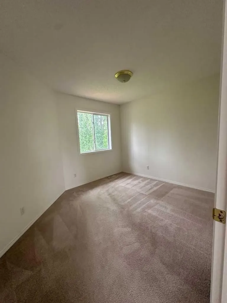 151 Citadel Green NW Calgary AB T3G 4G5