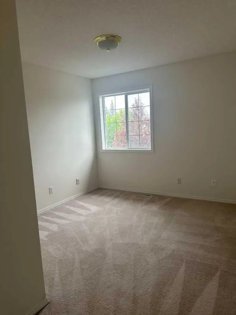 151 Citadel Green NW Calgary AB T3G 4G5