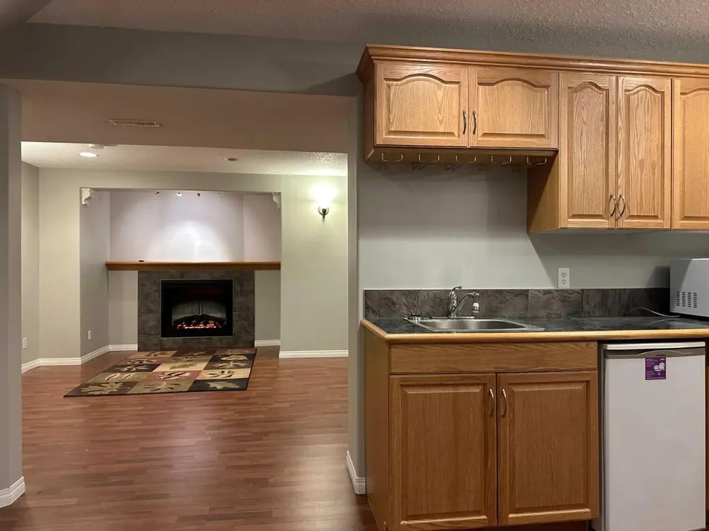 151 Citadel Green NW Calgary AB T3G 4G5