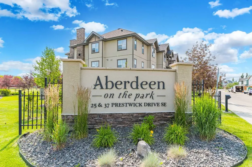 25 Prestwick Drive SE Calgary AB T2Z 4Z1
