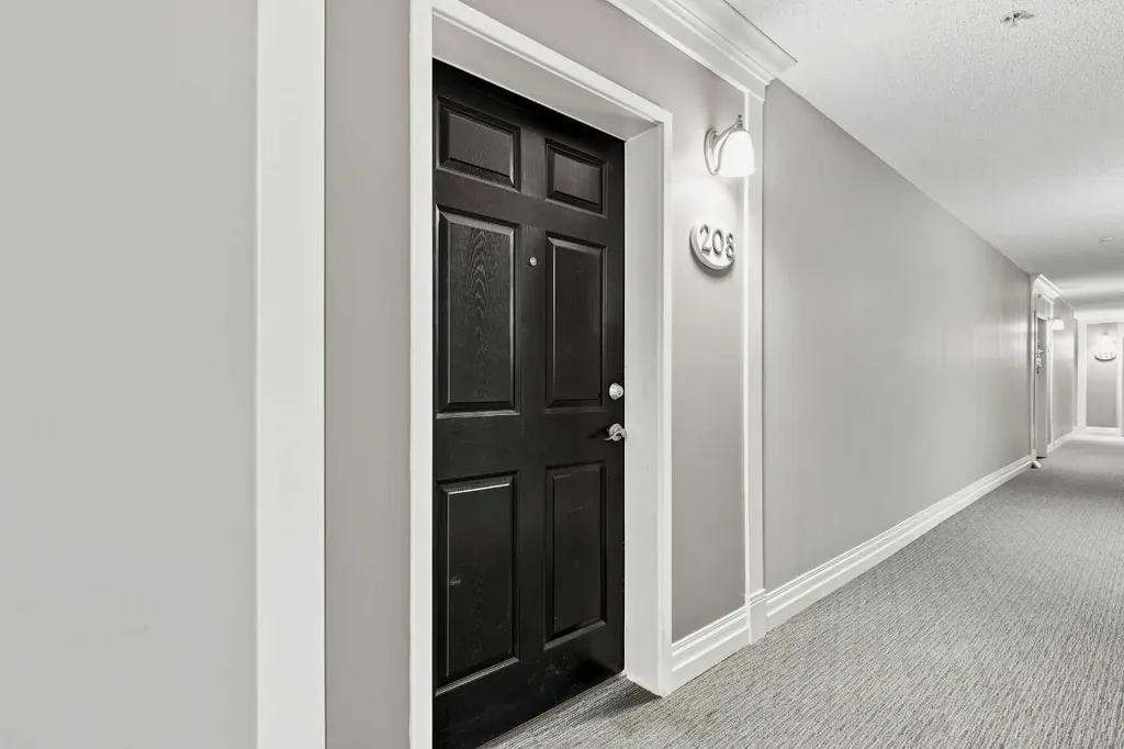 25 Prestwick Drive SE Calgary AB T2Z 4Z1