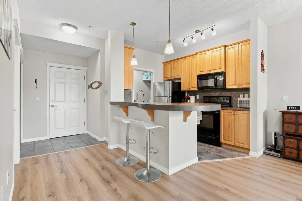 25 Prestwick Drive SE Calgary AB T2Z 4Z1