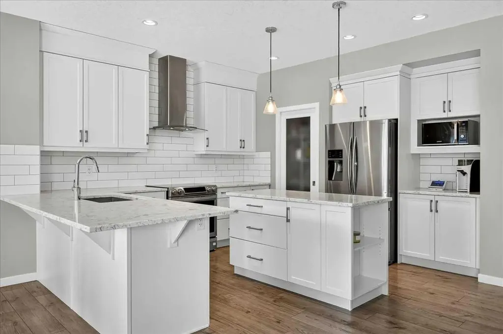 195 Mahogany Passage SE Calgary AB T3M 2J7