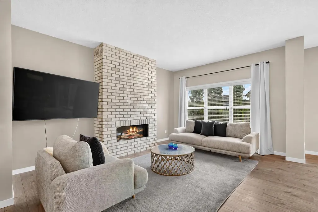 195 Mahogany Passage SE Calgary AB T3M 2J7