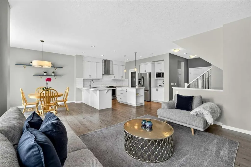 195 Mahogany Passage SE Calgary AB T3M 2J7