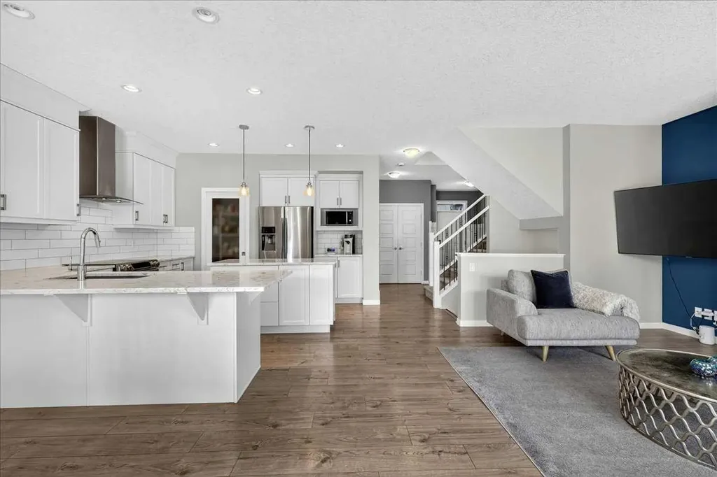195 Mahogany Passage SE Calgary AB T3M 2J7