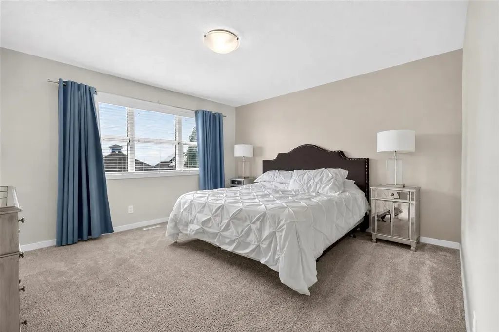 195 Mahogany Passage SE Calgary AB T3M 2J7